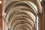 Vaulted ceiling Image